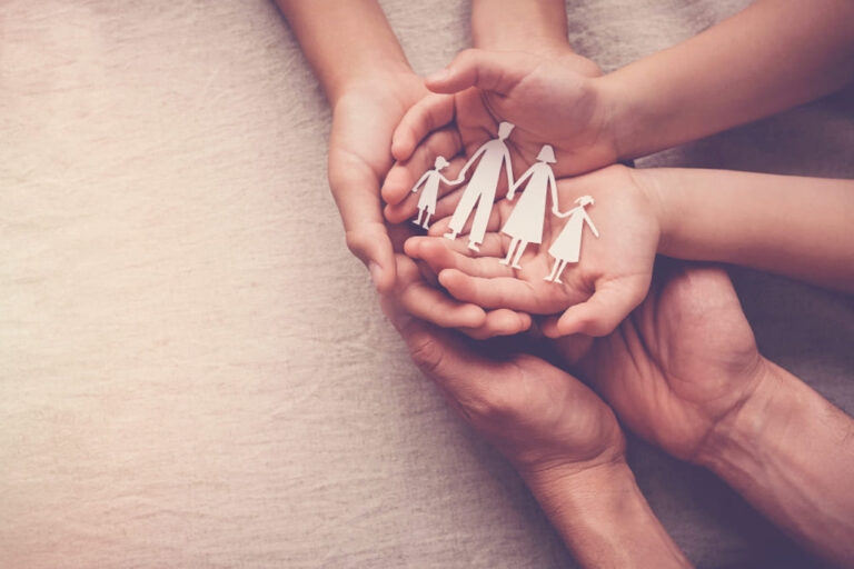 Adopción, acogimiento y acogimiento preadoptivo: ¿qué diferencias hay?